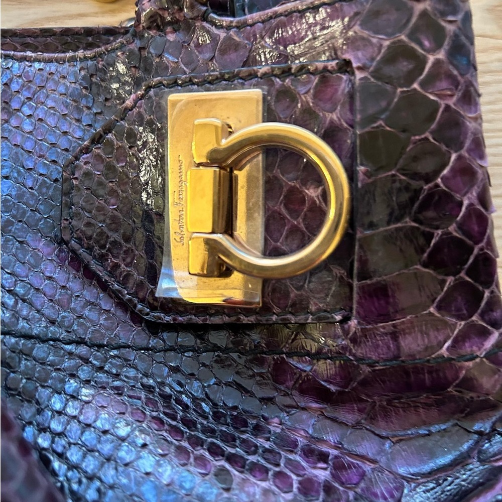 Salvatore Ferragamo Bag - Picture 3 of 7